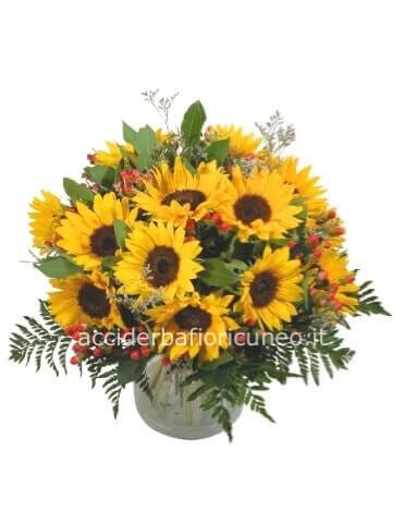 Bouquet di girasoli.PRIMA DI ORDINARE CHIEDERE LA DISPONIBILITA' TEL 0171692720